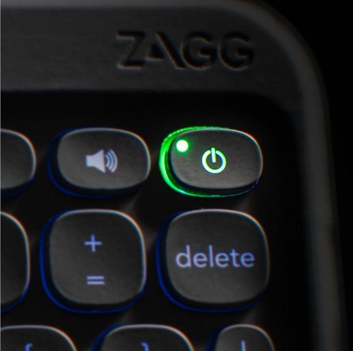 Actual product image Zagg Pro Keys Touchpad (CH, iPad 2019 (7th gene), iPad 2020 (8. Gen))