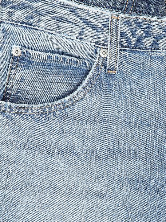 Actual product image Levis Boyfriend Fit (W30/L31)