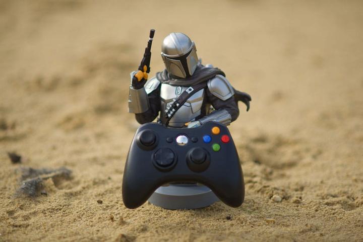 Actual product image Exquisite Gaming Star Wars: Mandalorian - Cable Guy (Xbox Series X, Xbox Series S, PS5, PS4, Xbox One S, Android, iOS)