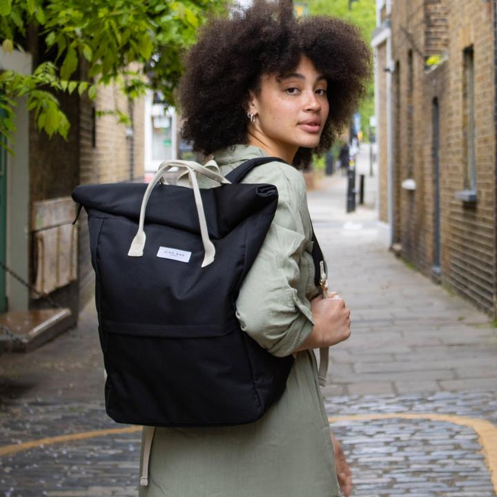 Produktbild Kind Bag Large Backpack Pebble Black (500 l)