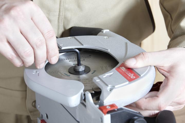 Produktbild Metabo Tauch- und Handkreissäge KSE 55 Vario Plus