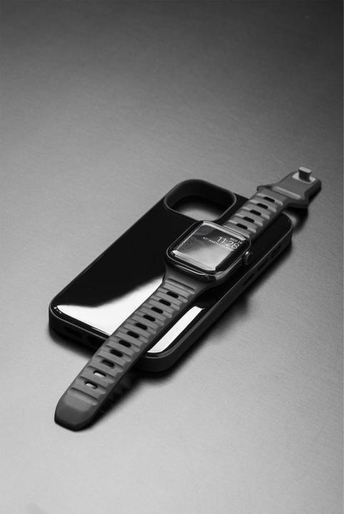 Produktbild Nomad Sport Case (Apple iPhone 13 Pro Max)