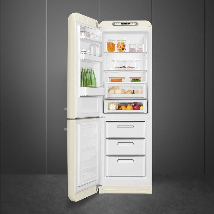 Image du produit Smeg Style rétro FAB32LCR5 (331 l)