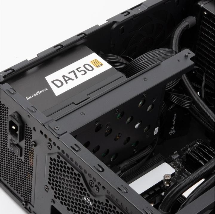 Produktbild Silverstone GD11 (SSI CEB, ATX, mATX, Mini-ITX)