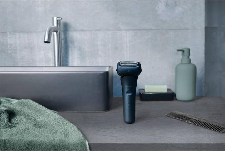 Actual product image Panasonic ES-LT4B