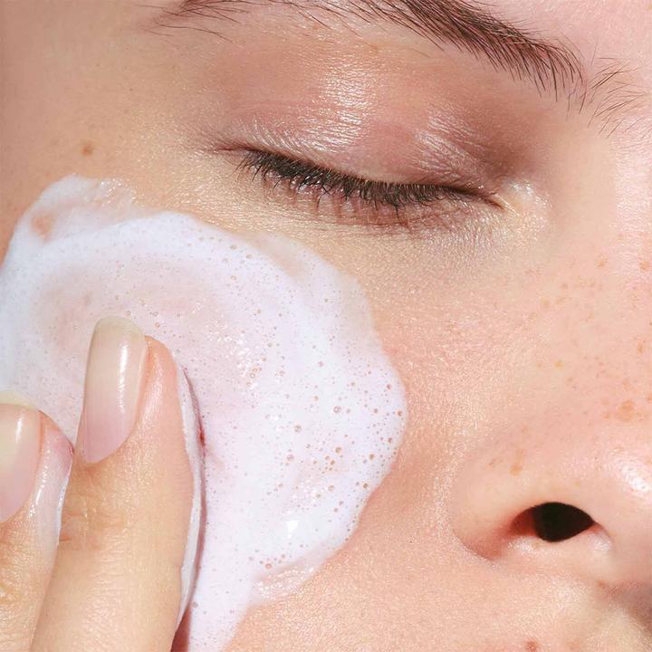 Actual product image Clarins Doux Nettoyant Mouss Apaisant (re) (Foam, 125 ml)