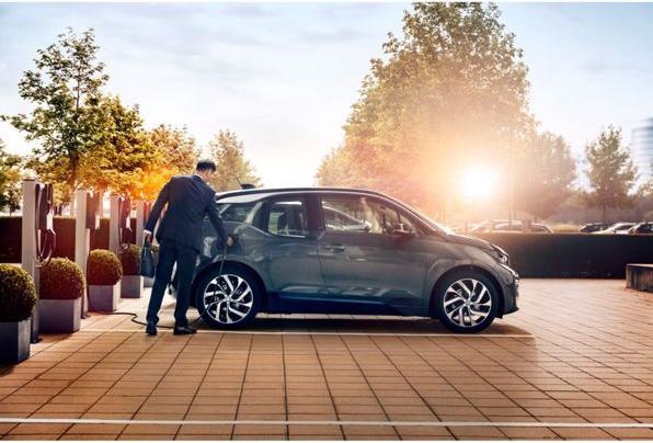 Image du produit Webasto Pure II (Type 2, 11 kW, 16 A, Câblé en dur)