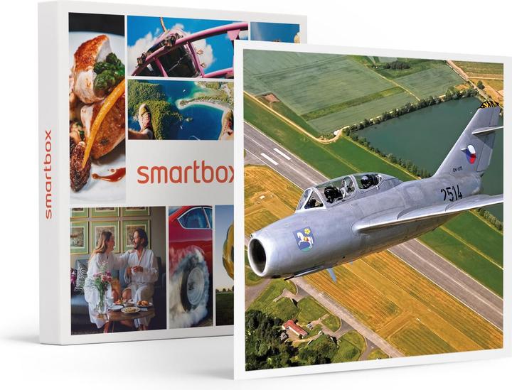 Immagine prodotto Smartbox Pilota di 1 giorno nella Repubblica Ceca: volo di 20 minuti in un aereo da caccia MIG-15 (1 pers.)