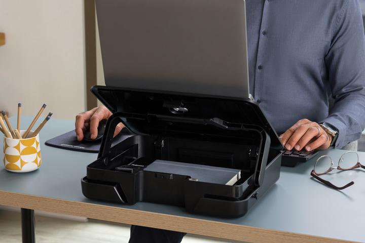 Actual product image Fellowes Notebook case black (14", Universal)