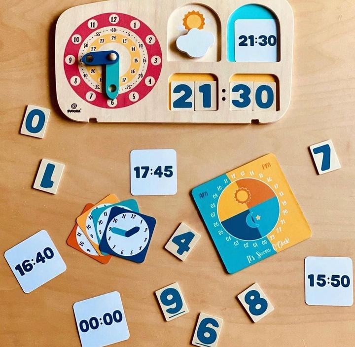 Actual product image Svoora Montessori wooden learning clock