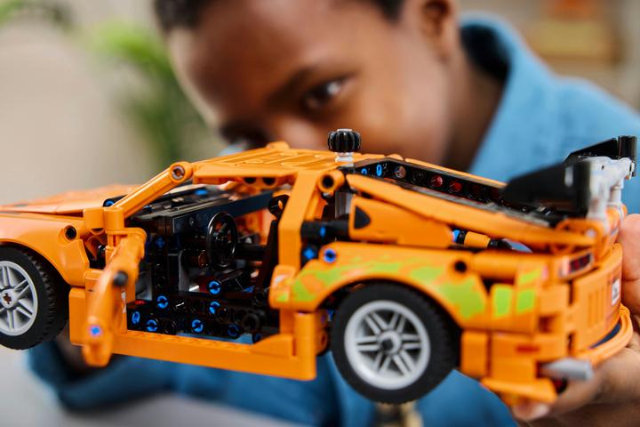 Actual product image LEGO Fast and Furious Toyota Supra MK4 (42204, LEGO Technic)