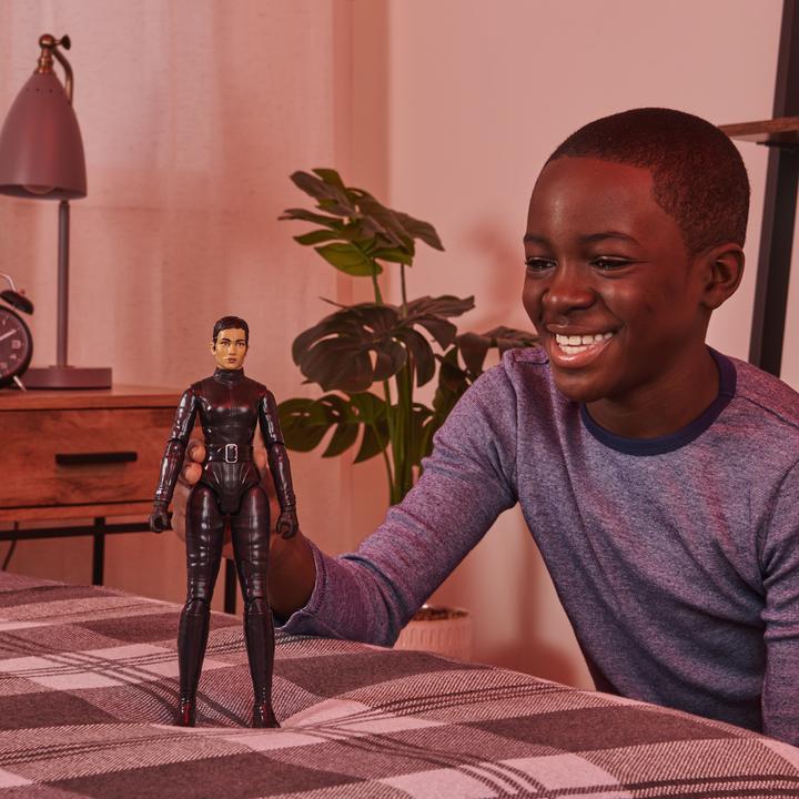 Actual product image Spin Master DC Comics Batman "The Batman" Selina Kyle action figure in authentic Batman motion picture look.