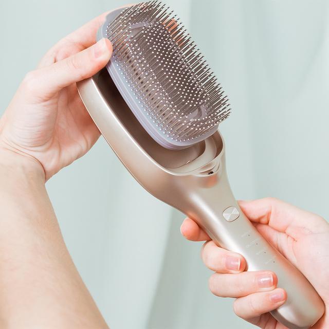 Actual product image Cecotec HairCare Revitalize Champagne