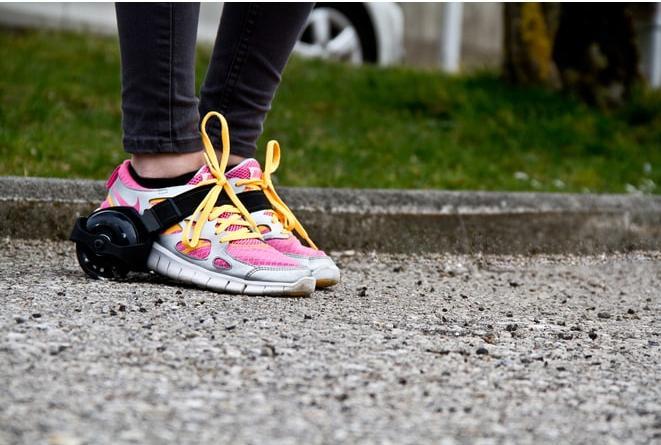 Actual product image Streetsurfing Flashy Rollers (One size)