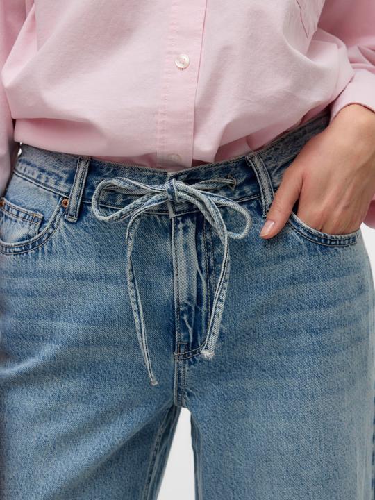 Actual product image Vero Moda VMREMY Mid Rise Gerade geschnitten Jeans Weit geschnitten (W30/L32)