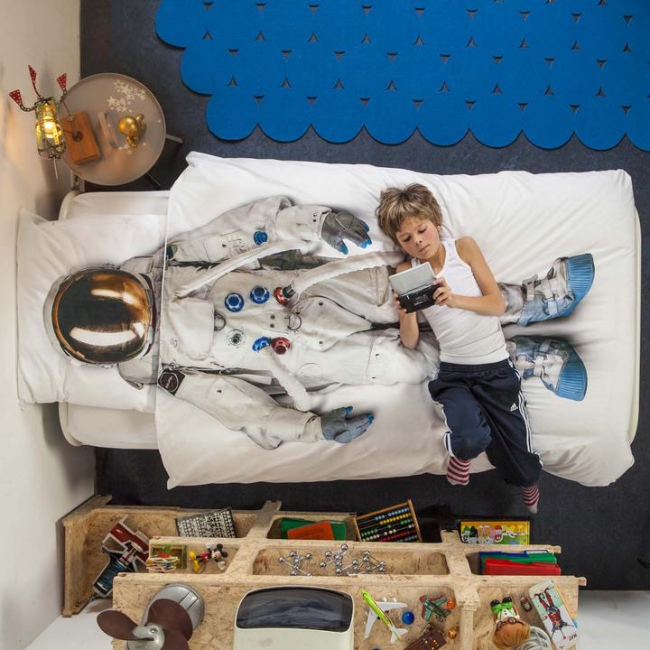 Actual product image Snurk Astronaut bed linen 135 x200