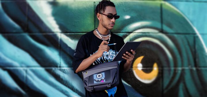 Actual product image Divoom Slingbag-Vblack (Photo backpack)