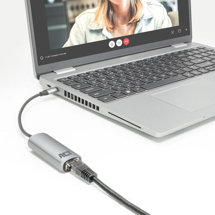 Actual product image USB-C Gigabit network adapter (USB-C, RJ45 Gigabit Ethernet (1x))