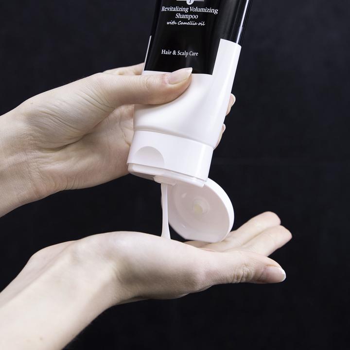 Image du produit Hair Rituel by Sisley Soin Lavant Revitalisant Volumateur (200 ml, Shampoing liquide)