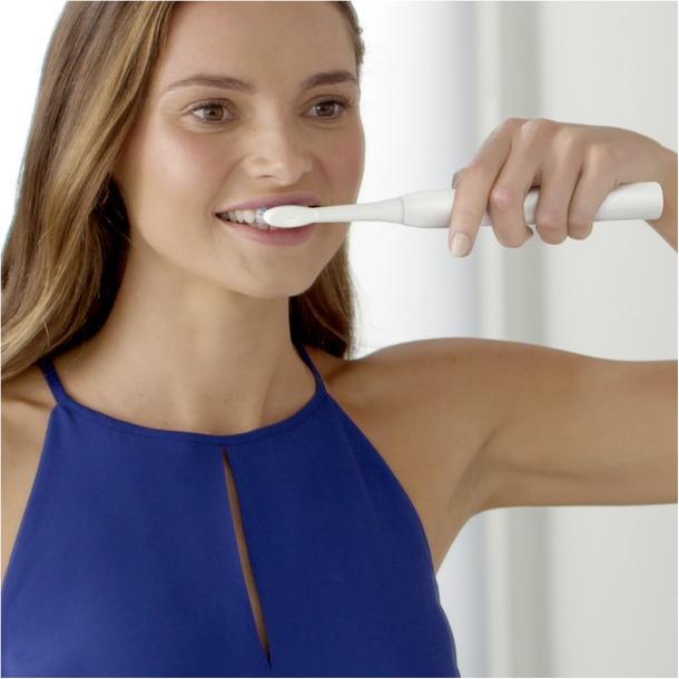 Actual product image Oral-B Pulsonic Slim Clean (Sonic toothbrush)