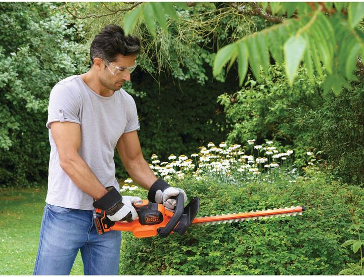 Actual product image Black & Decker 18v Powercommand 2,0ah (Cordless hedgecutters)