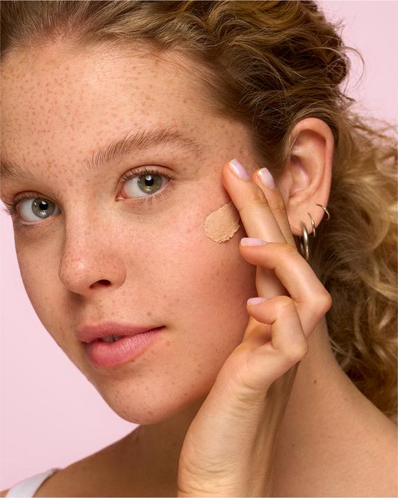 Produktbild Maybelline New York Smooth Result/Age Rewind (1 Light)