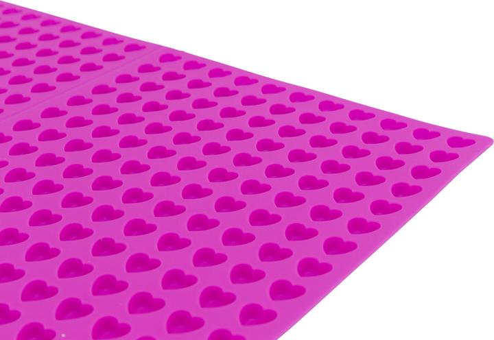 Actual product image Trixie Baking Mat with Hearts, Silicone, 38 × 28 cm, Pink (Snack bag dog)