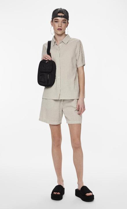 Produktbild Pieces Pcsally Hw Loose String Shorts Noos (XS)