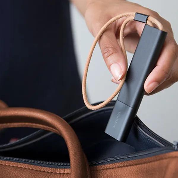 Actual product image Invoxia GPS tracker for valuables or people (Android, iOS)