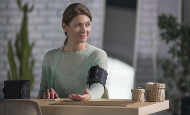 Actual product image Omron Evolv (Blood pressure monitor upper arm)