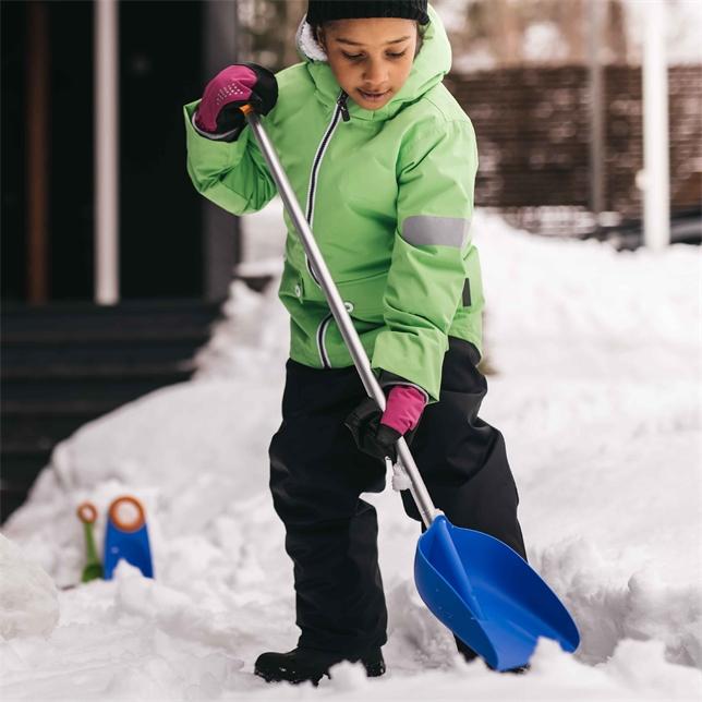Actual product image Fiskars Kids shovel blue 138180