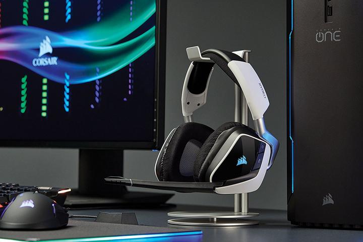 Produktbild Corsair Void Pro RGB Wireless (Kabellos)