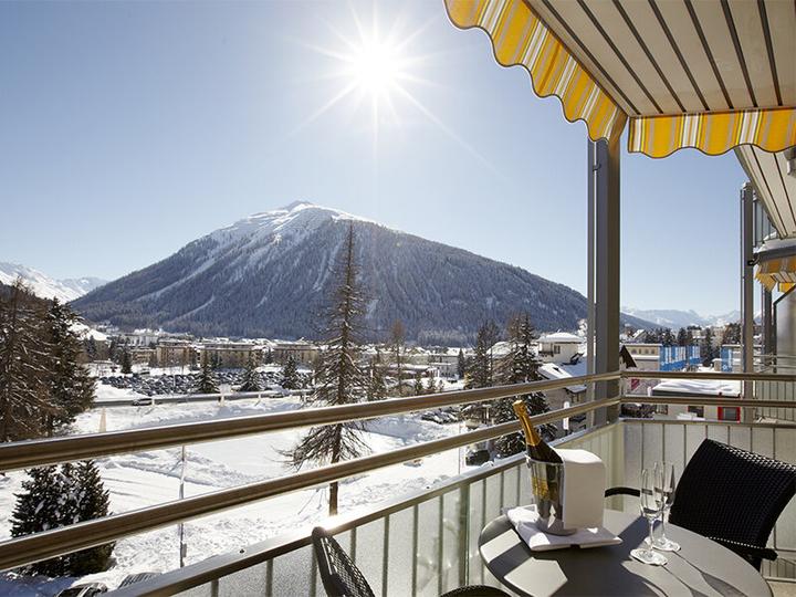 Image du produit Smartbox 1 nuit de luxe en hôtel 5* à Davos avec souper et spa pour 2 personnes (2 pers.)