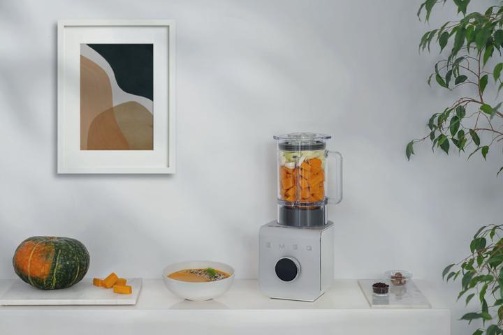 Image du produit Smeg BLC01WHMEU Professionnel (Prise UE, 1400 W)