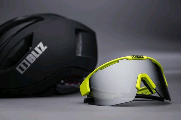 Produktbild Bliz Matrix (Smoke Silver, Matt lime green, Smoke, smoke w silver mirror)