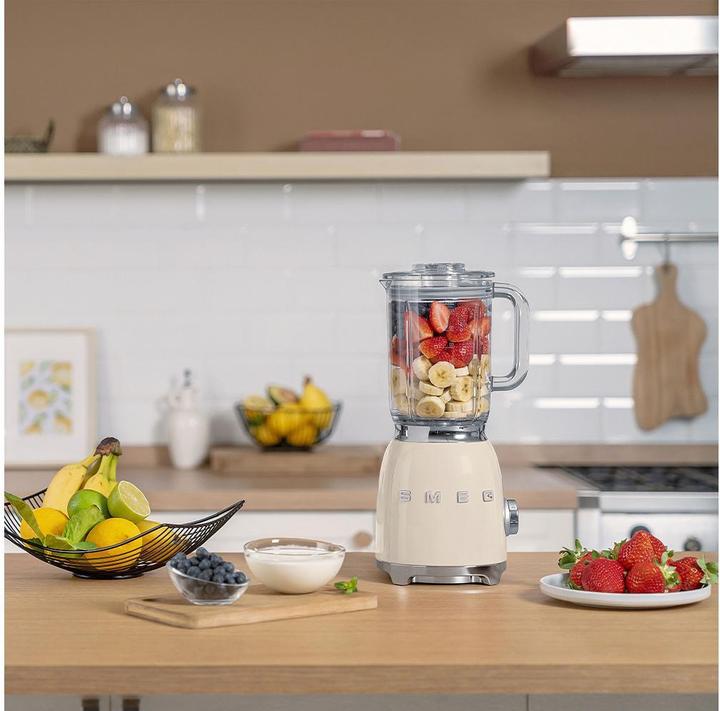Actual product image Smeg BLF03CREU (EU plug, 800 W)