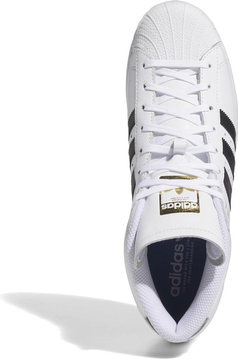 Actual product image adidas M39063 (41 1/3)