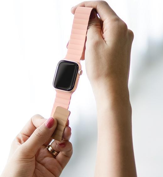 Produktbild Araree pasek Silicone Link Apple Watch 42/44/45/49mm biało-zielony/warm white-khaki AR70-01907C (Silikon)
