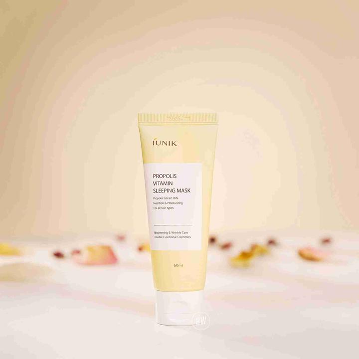 Produktbild iUNIK Propolis Vitamin Sleeping Mask (60 ml)