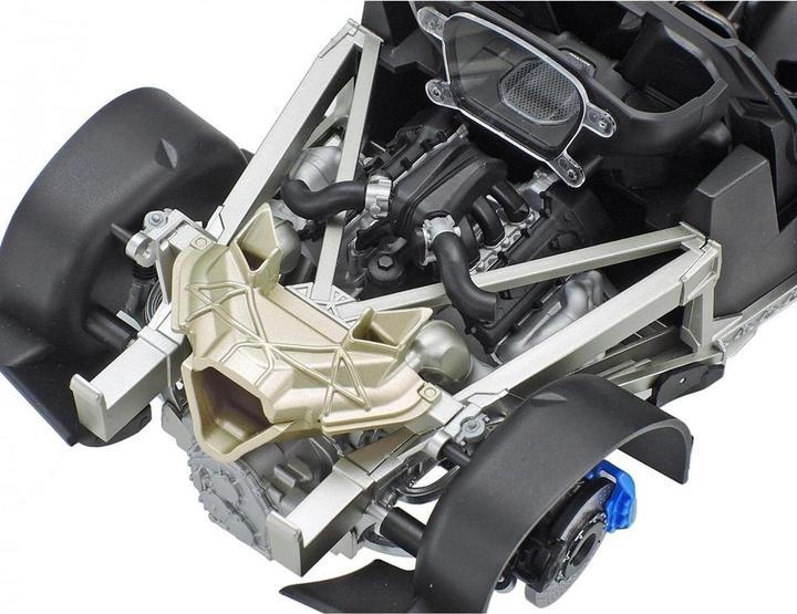 Actual product image Tamiya 1/24 McLaren Senna