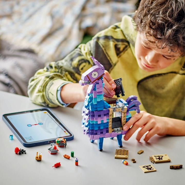 Actual product image LEGO Vorratslama (77071, LEGO Fortnite)