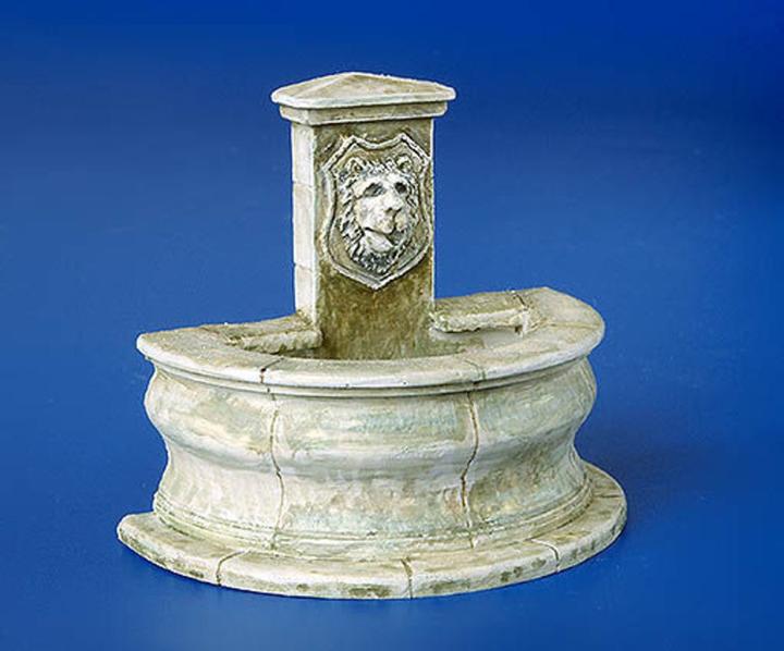 Plus Model Fountain semicircular