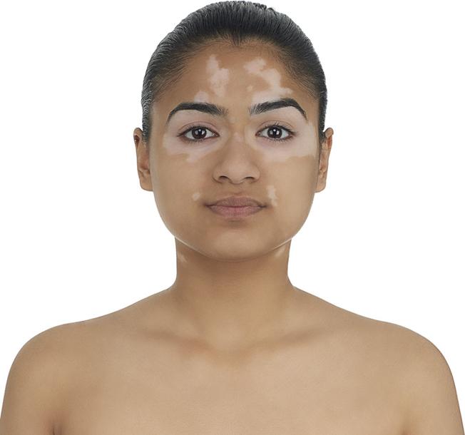 Actual product image Kryolan Dermacolor Camouflage Cream Mini Palette 18 Palette (18, Mini 3)