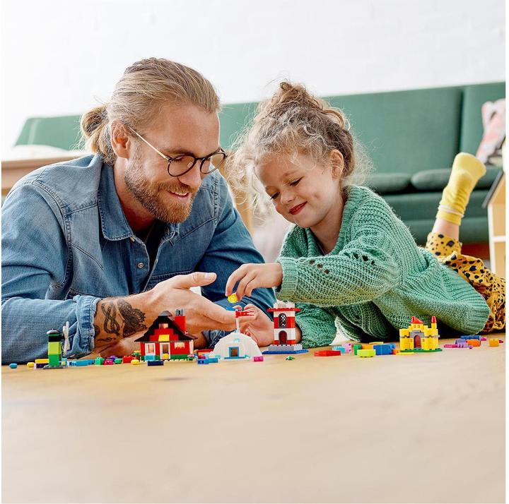 Actual product image LEGO Building blocks colourful houses (11008, LEGO Classic)