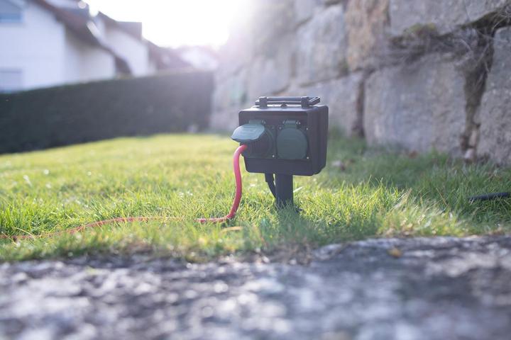 Actual product image Brennenstuhl Garden socket with earth spike (4 x, CEE 7/3, 1.40 m)