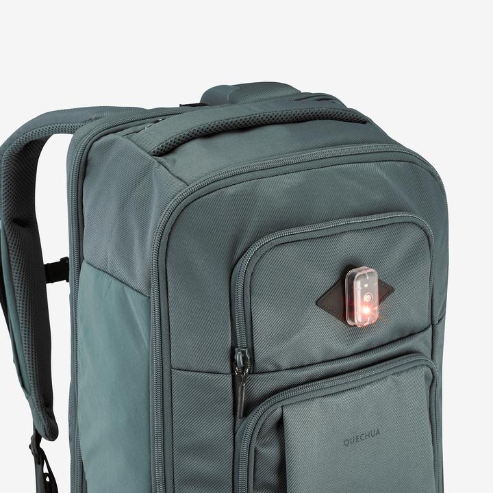 Actual product image Quechua Hiking backpack 32 L - NH500 Escape sand colour (32 l)