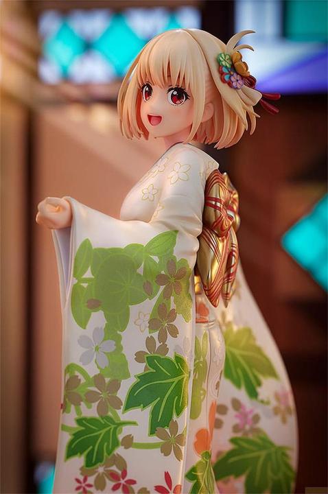 Actual product image Kadokawa Lycoris Recoil Statue 1/7 Chisato Nishikigi haregi Ver. 23 cm