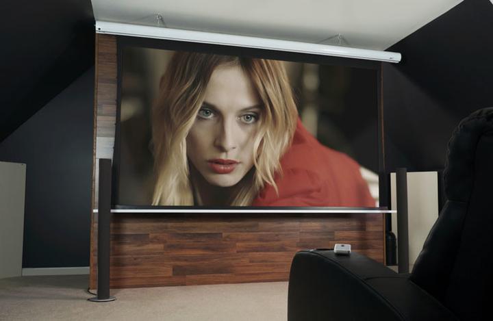 Produktbild Elite Screens Saker Tab Tension (106", 16:10)