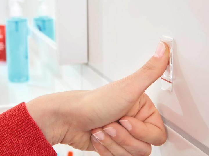 Actual product image tesa Powerstrips Hook