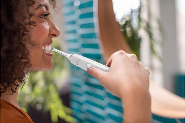Produktbild Philips Sonicare DiamondClean 9000 Doppelpack (Schallzahnbürste)